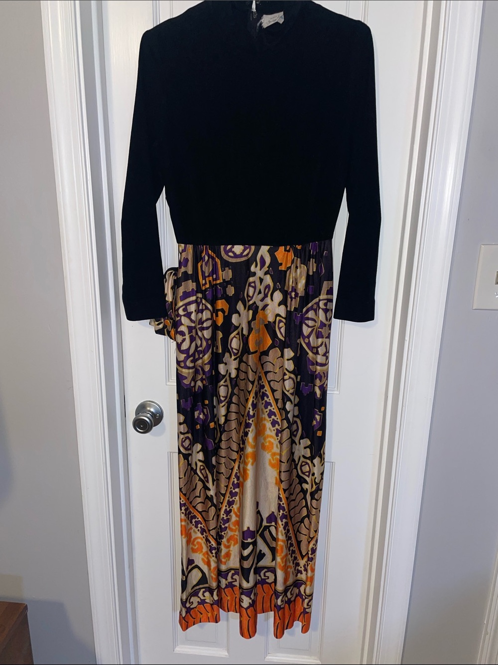 Julius lonschein Diana Dean
Vintage 70s gown